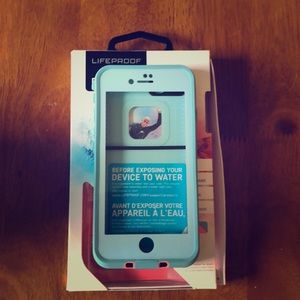 iPhone 8 LifeProof Fre’ Case